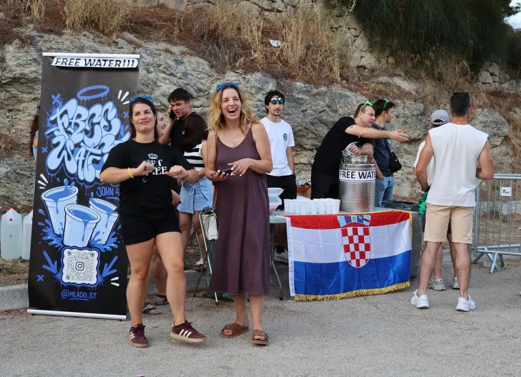 Modni spektakl, svjetski DJ-i i tisuće rasplesanih partijanera: Ovako izgleda druga večer Ultre
