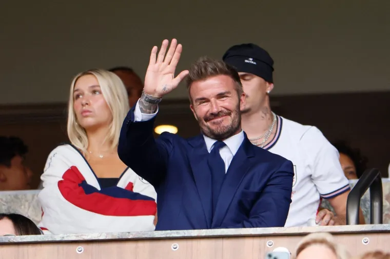 Na utakmici Beckham, pravi Ronaldo, a Ivana Knoll plijenila pažnju...: Evo &scaron;to je sve radila