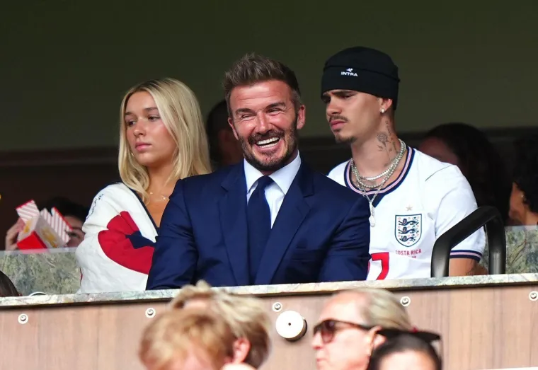 Na utakmici Beckham, pravi Ronaldo, a Ivana Knoll plijenila pažnju...: Evo &scaron;to je sve radila