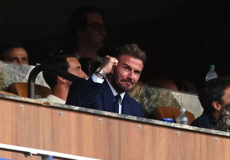 Na utakmici Beckham, pravi Ronaldo, a Ivana Knoll plijenila pažnju...: Evo &scaron;to je sve radila