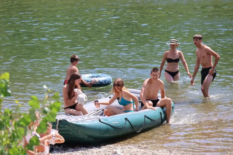 Vrući ljetni dan uz Dravu: Pogledajte 'Big Jump' u Svetoj Mariji koji je odu&scaron;evio mnoge