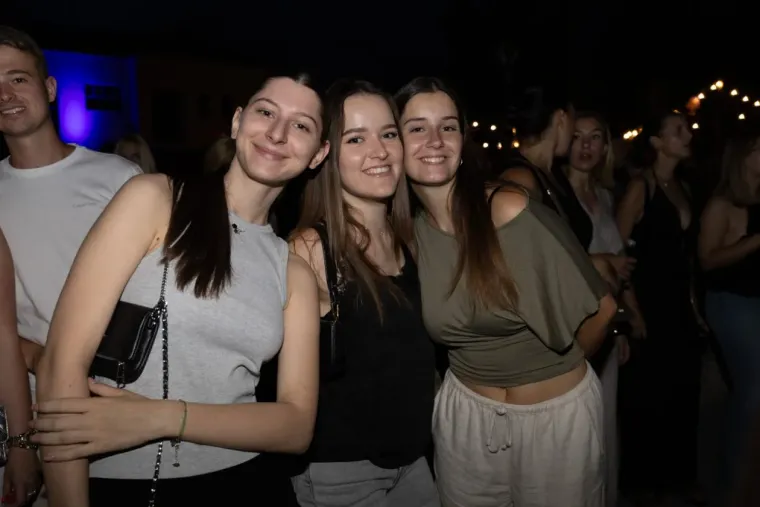 Tko kaže da je Rozga bila glavna zvijezda u Karlovcu? Ove ljepotice su osvojile prve redove