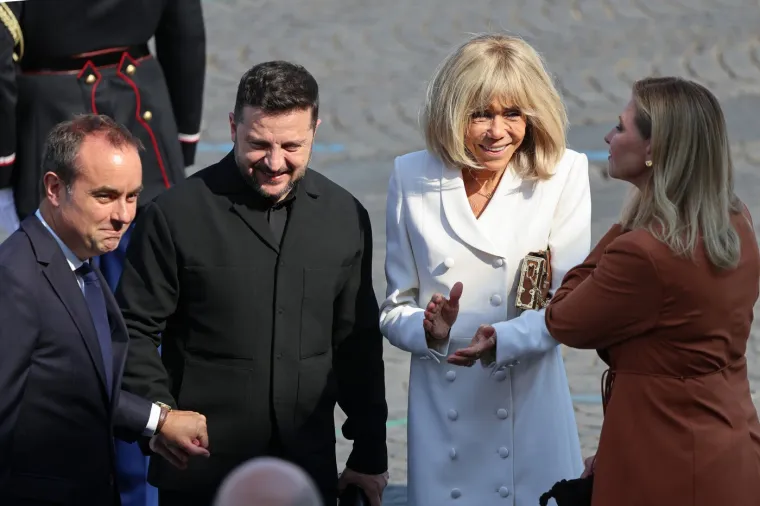 Pogledajte gdje sjede Plenković i njegova supruga na mimohodu: Europska elita stigla u Pariz