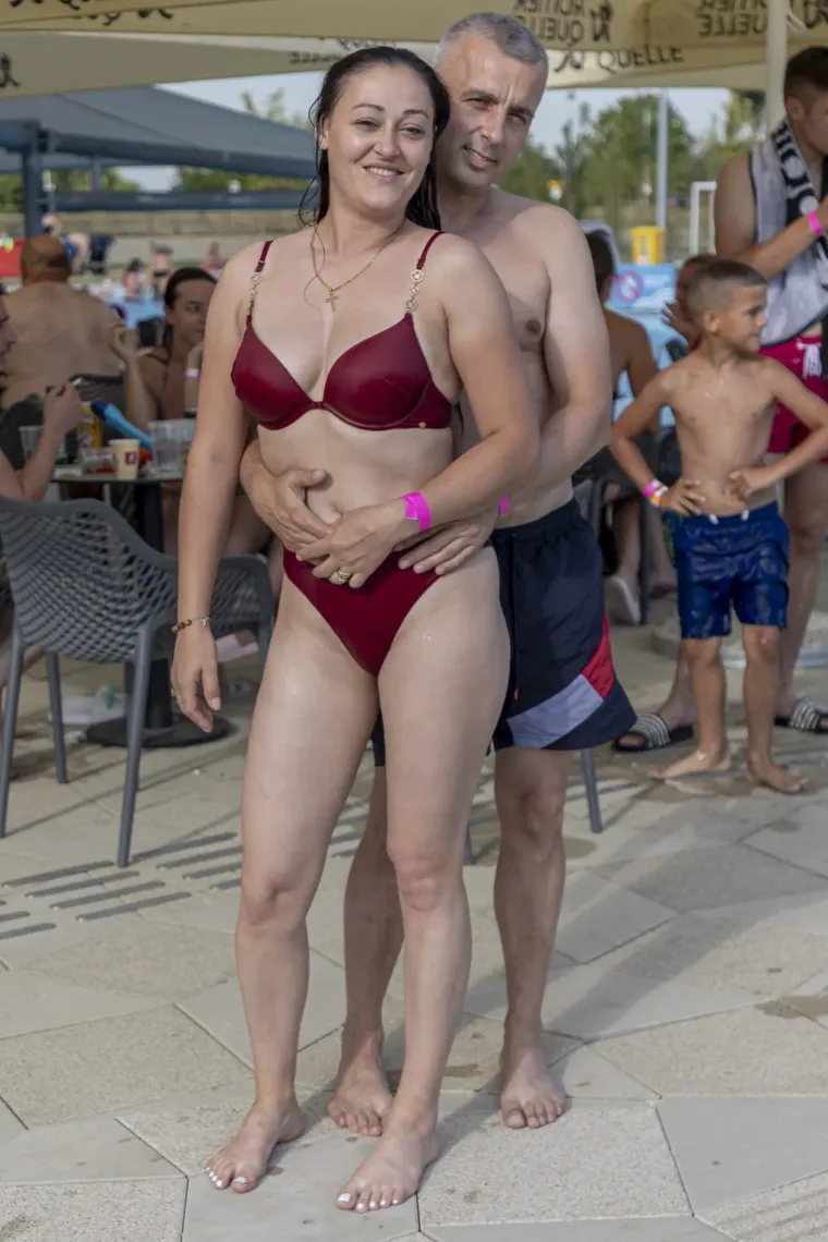 Kad sunce prži, legice znaju kamo: One su se rashladile na omiljenoj Copacabani