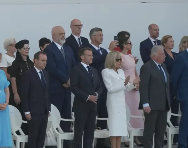 Pogledajte gdje sjede Plenković i njegova supruga na mimohodu: Europska elita stigla u Pariz
