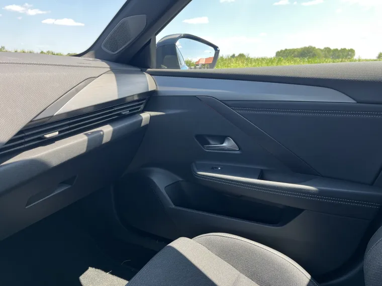 U dominaciji SUV-ova ovaj automobil ima ozbiljan argument: Jedan detalj izbija iz cipela