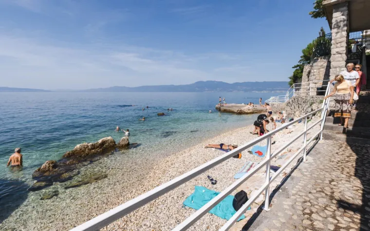 Pogledajte kako se uživalo na plažama u Rijeci