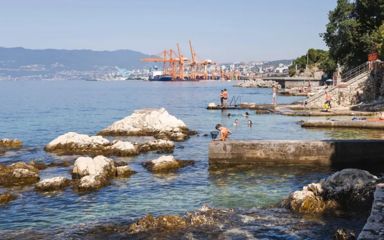 Pogledajte kako se uživalo na plažama u Rijeci