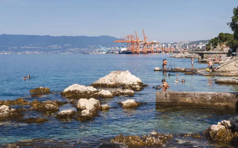 Pogledajte kako se uživalo na plažama u Rijeci