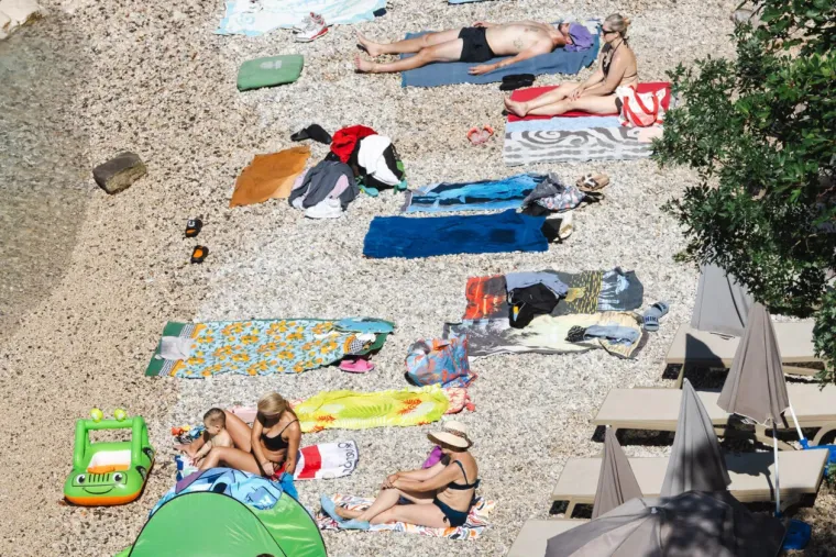 Pogledajte kako se uživalo na plažama u Rijeci