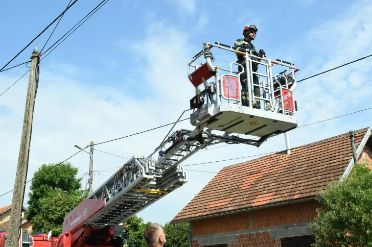Nebo se potpuno zamračilo pa je krenuo kaos: Pogledajte kako dan nakon nevremena izgleda Mo&scaron;ćenica
