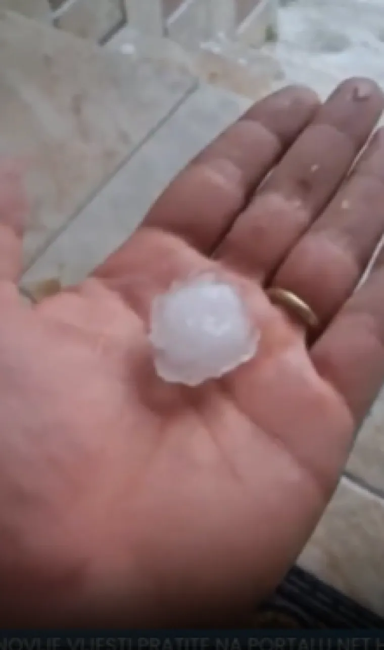 Nebo se potpuno zamračilo pa je krenuo kaos: Pogledajte kako dan nakon nevremena izgleda Mo&scaron;ćenica