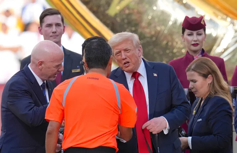 Kur&scaron;lus na pozornici zbog Trumpa: Igrači gledali u čudu, a Infantino ga nagradio vrijednim poklonom
