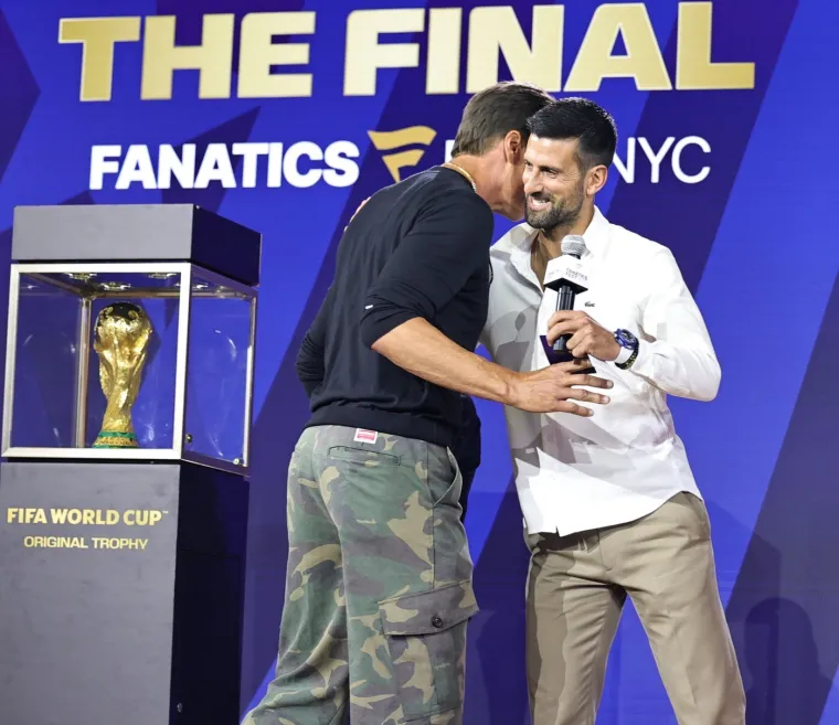 Messi je do&scaron;ao, a legende su stajale u redu: Brady, Đoković i Durant tražili fotografiju s njim