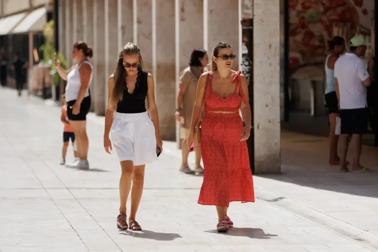 Nećete moći skinuti pogled: Zanosne ljepotice pretvorile Zadar u modnu pistu