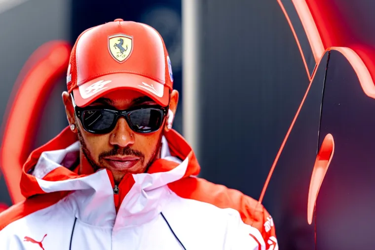 F1 bruji o finalu SP-a: Momci stigli u dresovima, Alonso već zna gdje će biti nakon utrke