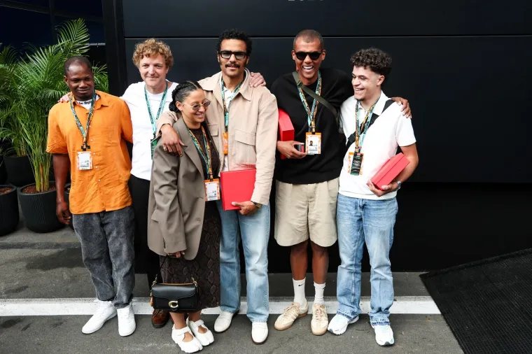 F1 bruji o finalu SP-a: Momci stigli u dresovima, Alonso već zna gdje će biti nakon utrke