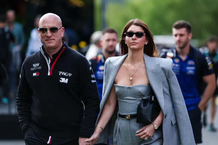 F1 bruji o finalu SP-a: Momci stigli u dresovima, Alonso već zna gdje će biti nakon utrke