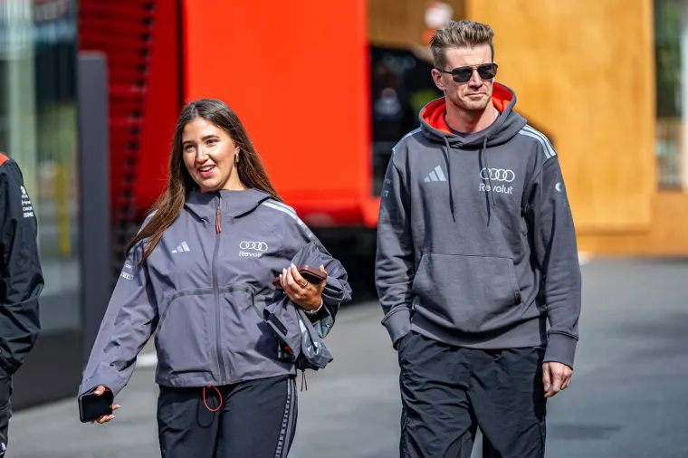 F1 bruji o finalu SP-a: Momci stigli u dresovima, Alonso već zna gdje će biti nakon utrke