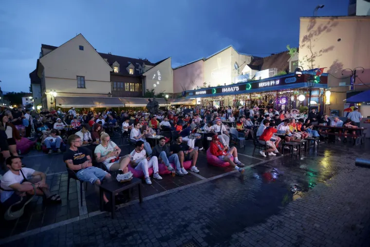 Niti ki&scaron;a nije pokvarila nogometni spektakl: Evo kako je Zagreb ispratio veliko finale