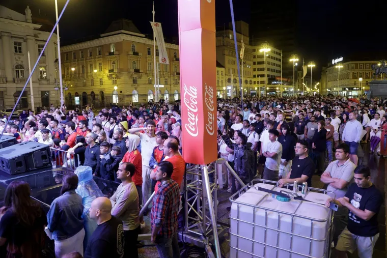 Niti ki&scaron;a nije pokvarila nogometni spektakl: Evo kako je Zagreb ispratio veliko finale