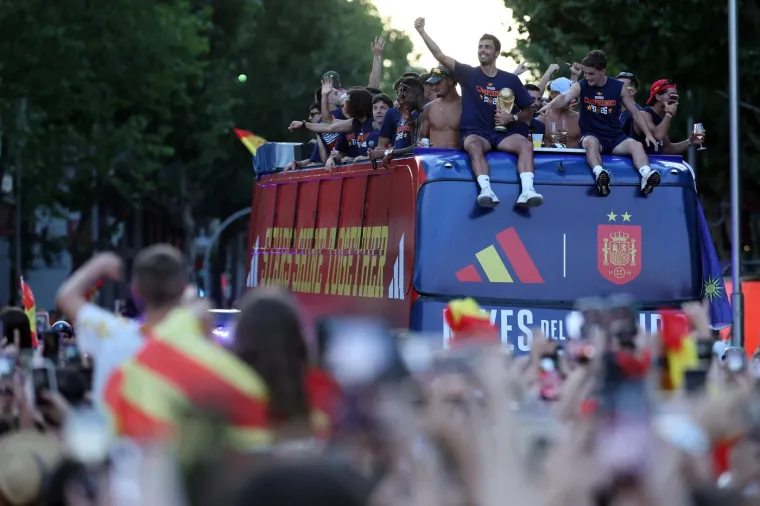 Potpuni kaos u Madridu: Pogledajte ludnicu na dočeku svjetskih prvaka