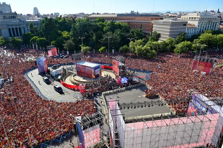 Potpuni kaos u Madridu: Pogledajte ludnicu na dočeku svjetskih prvaka