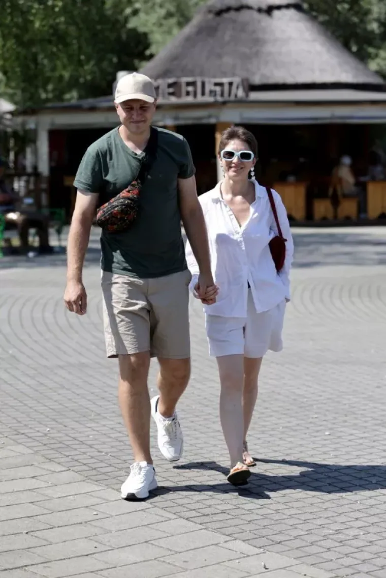 Tko je sve uživao uz Muru? Plavu&scaron;a u cvjetnoj haljini posebno je privukla pažnju prolaznika