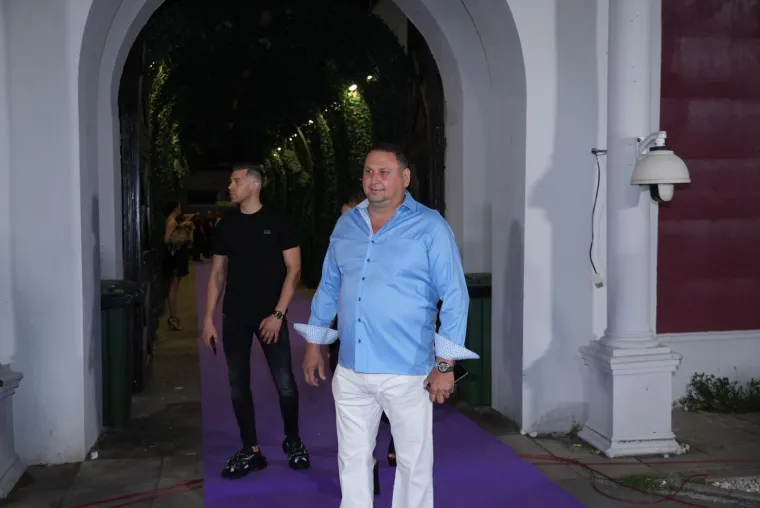 Silikoni, tetovaže i ultra kratke haljine: Srpske starlete tulumarile na zavr&scaron;nom partyju Zadruge