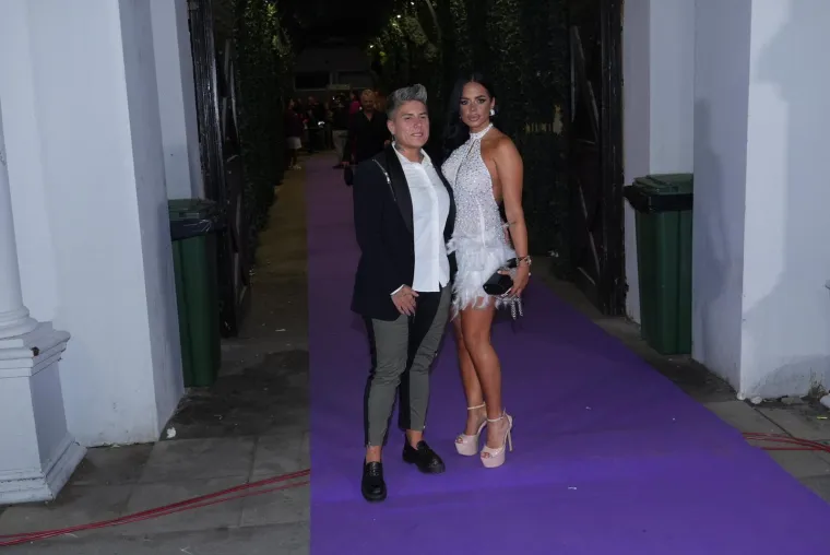 Silikoni, tetovaže i ultra kratke haljine: Srpske starlete tulumarile na zavr&scaron;nom partyju Zadruge