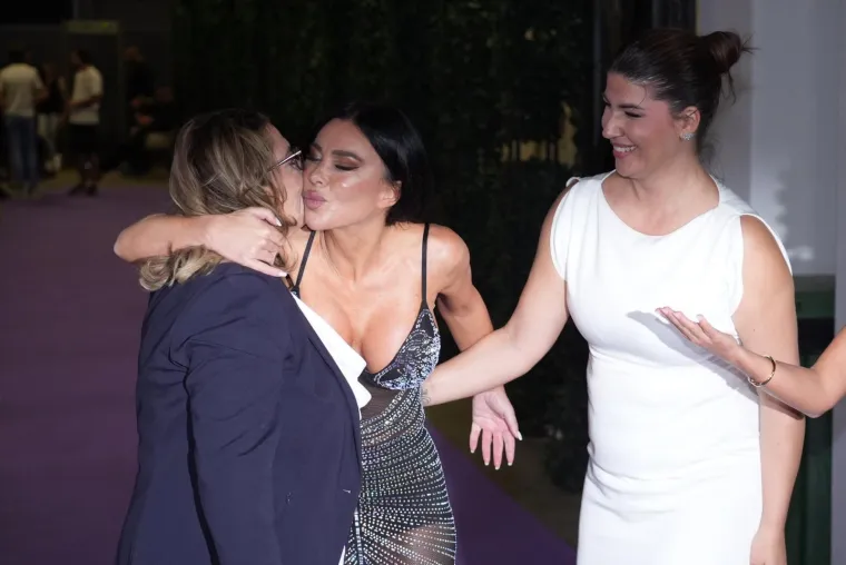 Silikoni, tetovaže i ultra kratke haljine: Srpske starlete tulumarile na zavr&scaron;nom partyju Zadruge