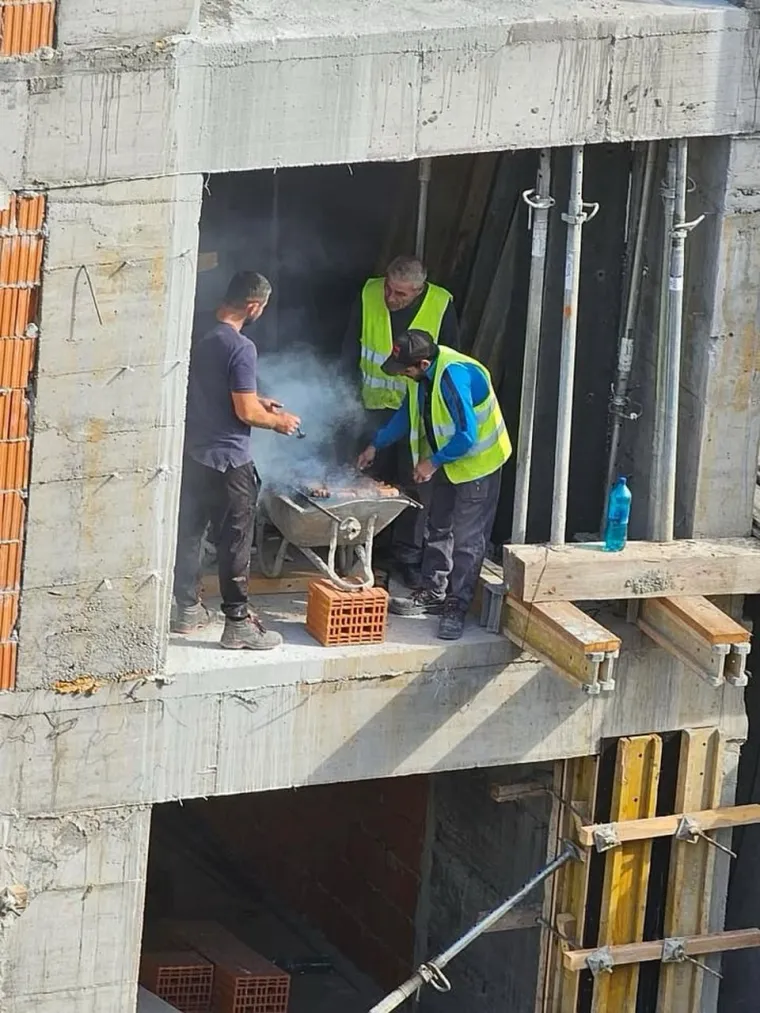 Kad si gladan, nisi svoj: Ovakva luda mjesta za ručak mogu smisliti samo Balkanci