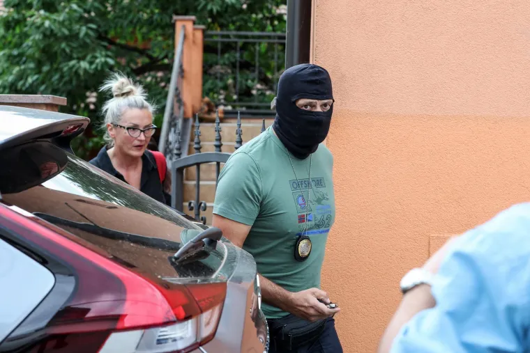 Ovako su maskirani USKOK-ovi istražitelji če&scaron;ljali dom uhićenog &Scaron;egote