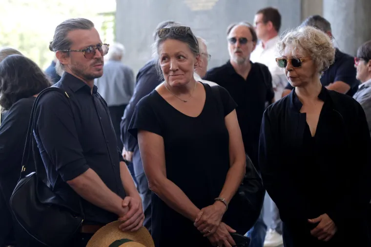 Posljednji pozdrav legendarnom Mazalu: Brojne zvijezde oprostile se od Damira &Scaron;abana