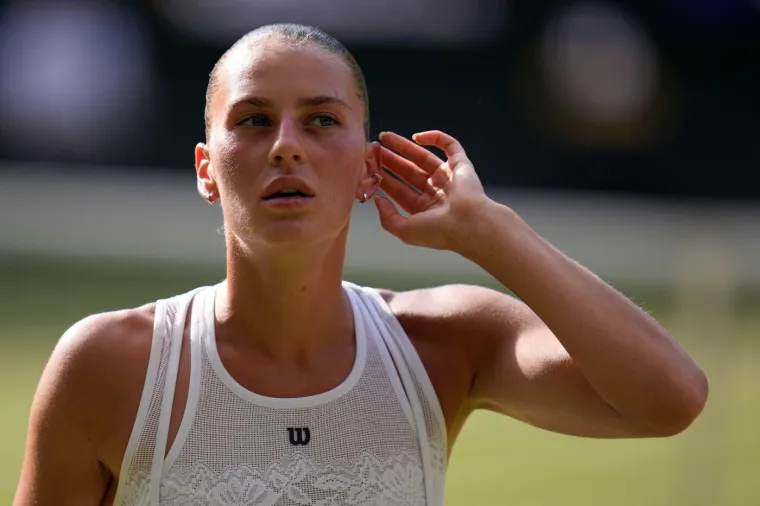 Plijeni svu pažnju na terenu, a odbija se rukovati s Ruskinjama: Tko je Marta Kostyuk?