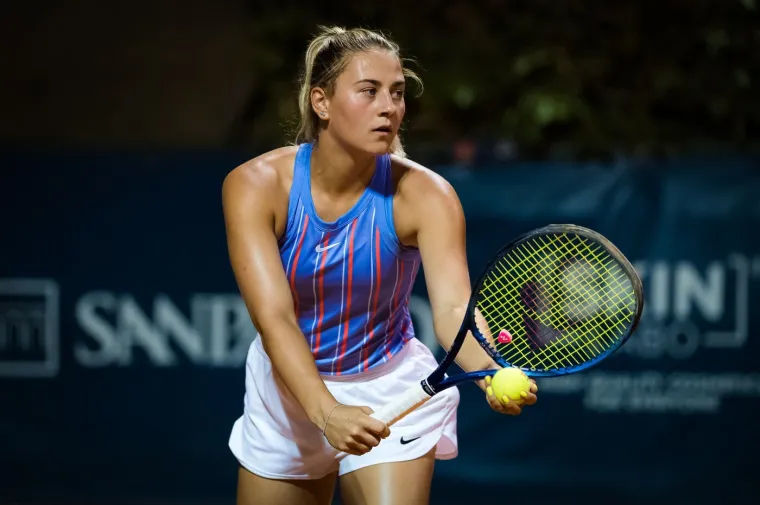 Plijeni svu pažnju na terenu, a odbija se rukovati s Ruskinjama: Tko je Marta Kostyuk?