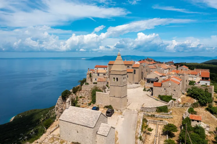 Koliko hrvatskih otoka može&scaron; prepoznati prema znamenitostima? Poku&scaron;aj rije&scaron;iti kviz bez gre&scaron;ke