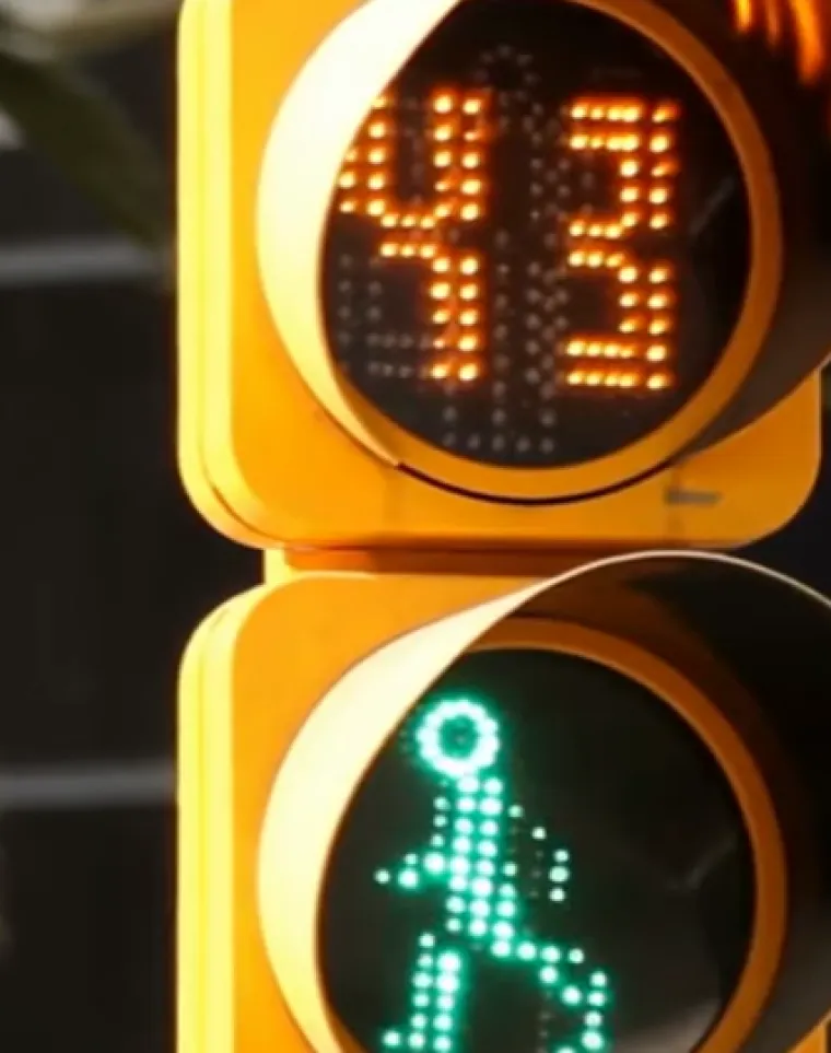 Ovo su najoriginalniji semafori na svijetu: Na njima možete vidjeti čuda, pa čak i Elvisa