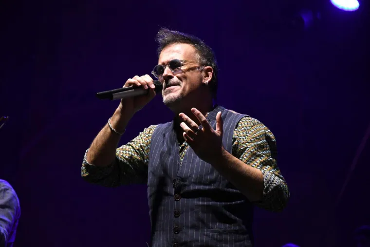 Napisao je legendarnu Cesaricu i obožavamo ga: Pogledajte kako se mijenjao Gibonni