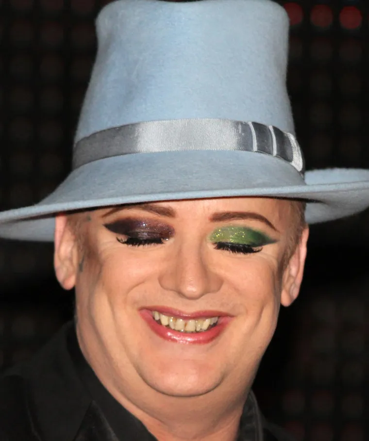 Ekscentričnim imidžem i skandalima punio naslovnice: Boy George nastupio je i u Vodicama