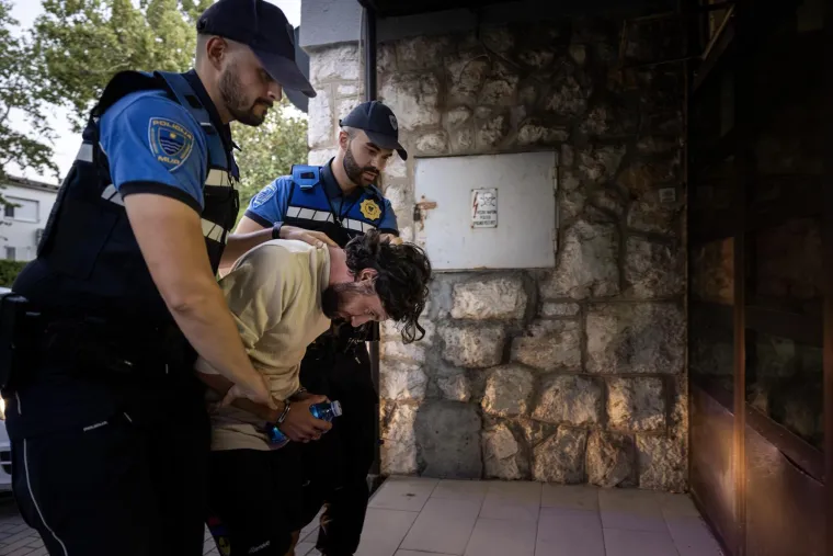 Spalio oltar, i&scaron;arao svetinje: Priveli Poljaka osumnjičenog za vandalizam u Međugorju