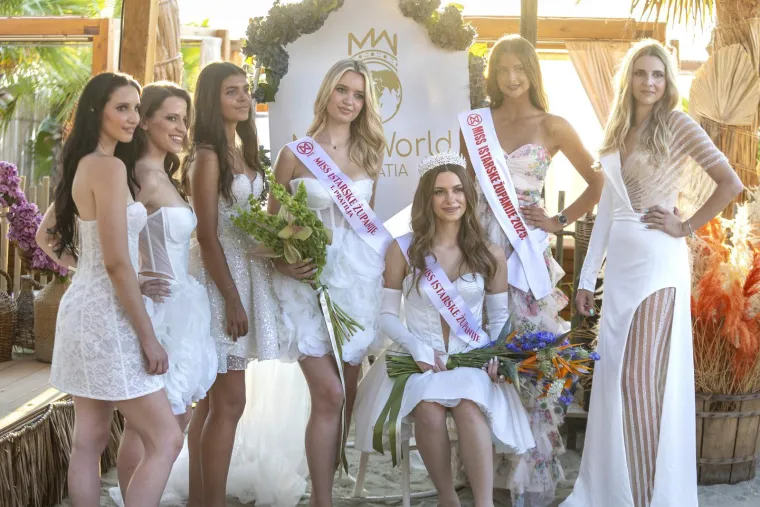 Matea Krt je najljep&scaron;a: Pogledajte kako je izgledao izbor za Miss Istarske županije