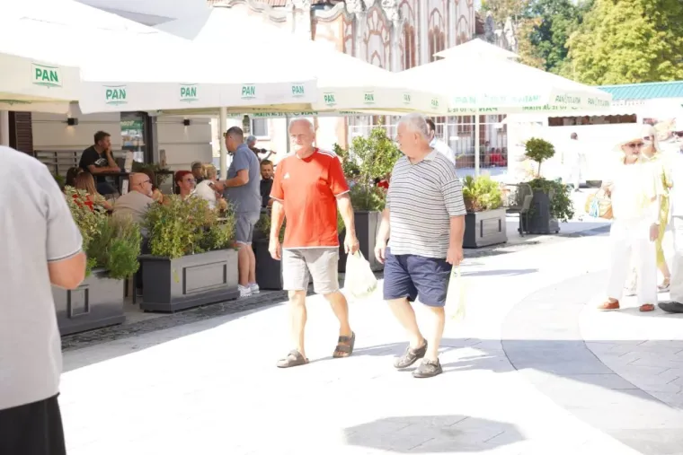 Lijepe dame zablistale na Porcijunkulovu: Pogledajte tko je privlačio poglede u Čakovcu