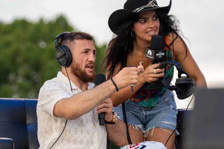 Ona je postala za&scaron;titno lice UFC-a: Borci je obožavaju, a fanovi ne skidaju pogled s nje
