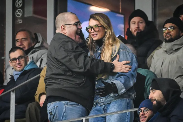 &Scaron;to im se dogodilo? Bili su omiljeni par, a sad ona želi razvod i nestvarne količine novca