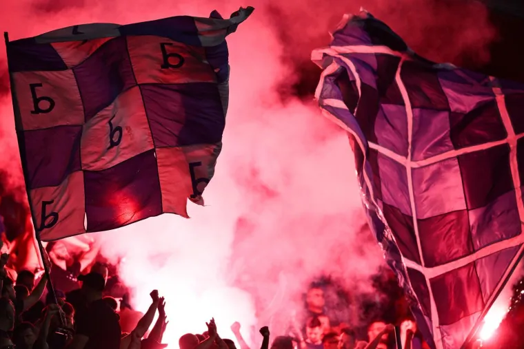 Maksimir je u 19. minuti zanijemio! Bad Blue Boysi ovom gestom dirnuli tisuće navijača