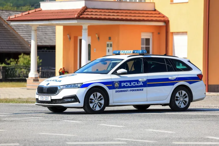 Ovo je kuća u kojoj su pronađena tijela oca i dvoje djece! Sveti Križ Začretje zavijen u crno
