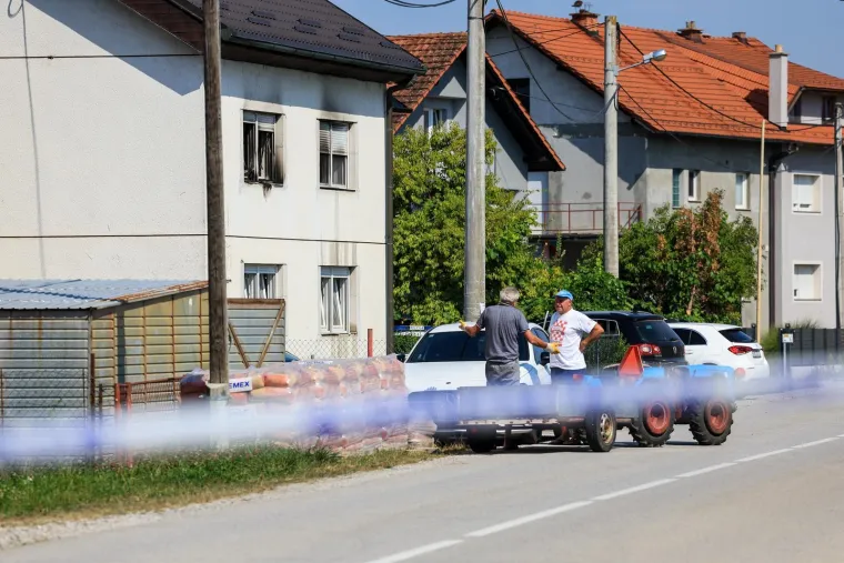 Ovo je kuća u kojoj su pronađena tijela oca i dvoje djece! Sveti Križ Začretje zavijen u crno