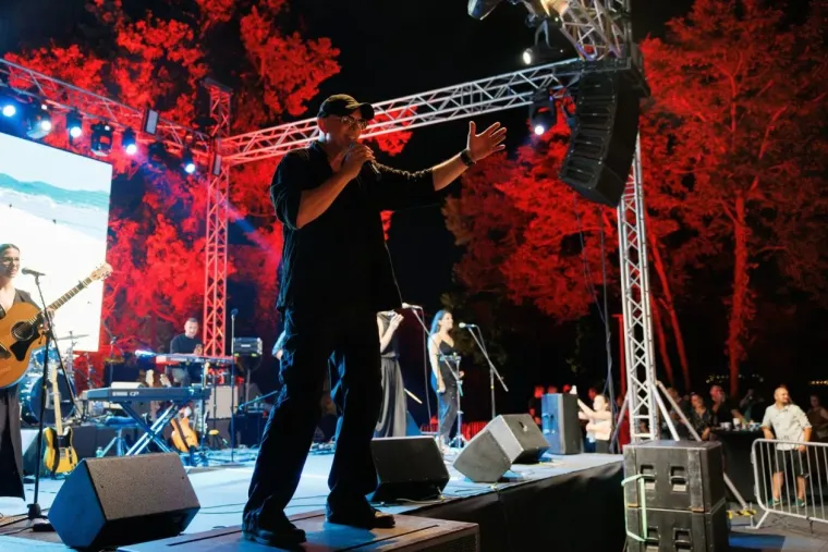 Luky stao na pozornicu nakon 13 godina glazbene pauze: Podr&scaron;ku iz publike dale lijepe Zadranke