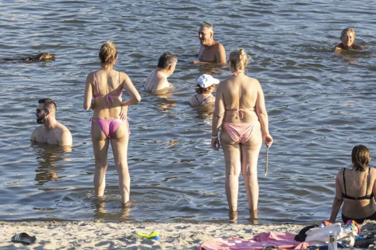 Kad stignu ovakve vrućine, legice znaju gdje pobjeći: Kopika je ponovno u znaku ljepotica
